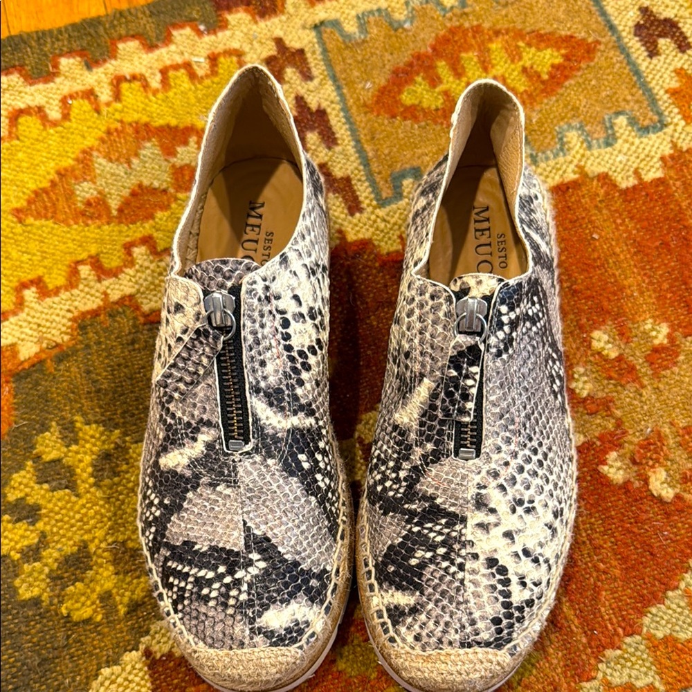 Sesto Meuccu Black and White Snakeskin Shoes